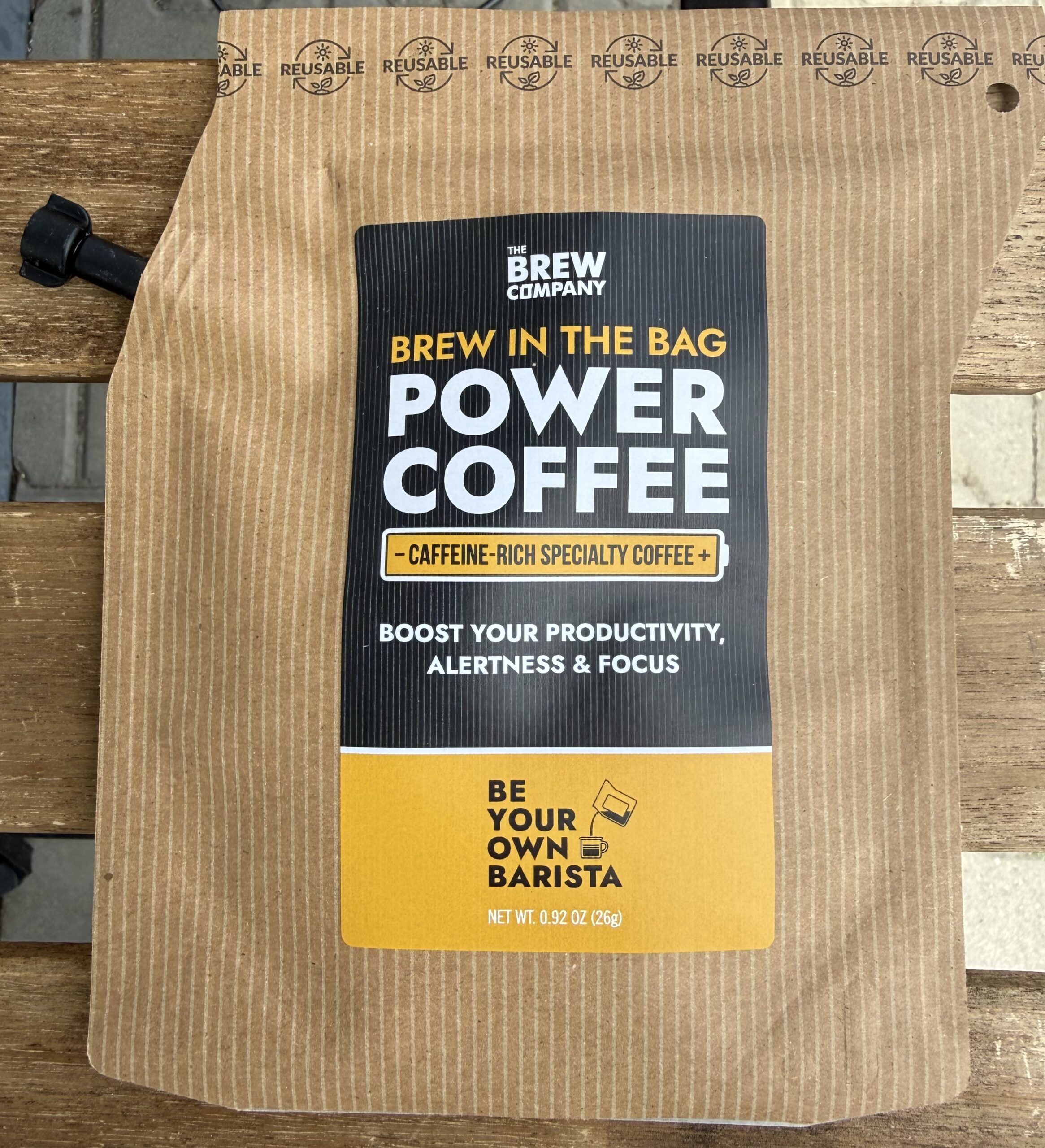 Torebka Power Coffee marki The Brew Company, kawa speciality bogata w kofeinę, wspiera koncentrację i energię, 26 g