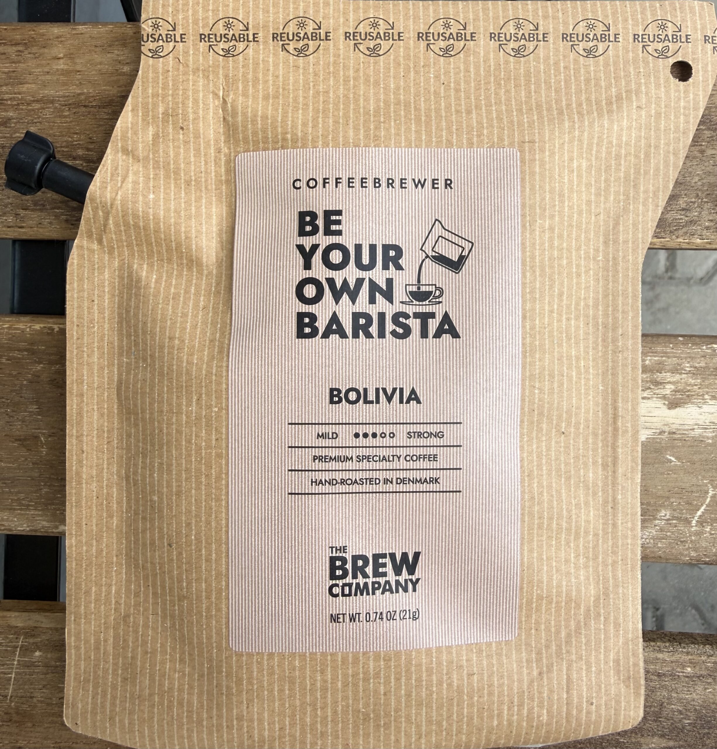 Opakowanie kawy speciality z Boliwii marki The Brew Company, jednoporcjowa torebka brew-in-the-bag, 21 g